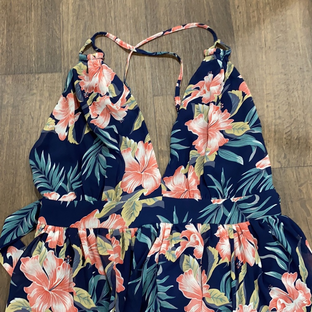 {$10 Flash Sale} Beautiful Tropical/Beach Dress Day Dress - L